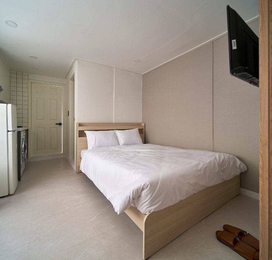 公寓 Jinsim House In Hongdea 首爾