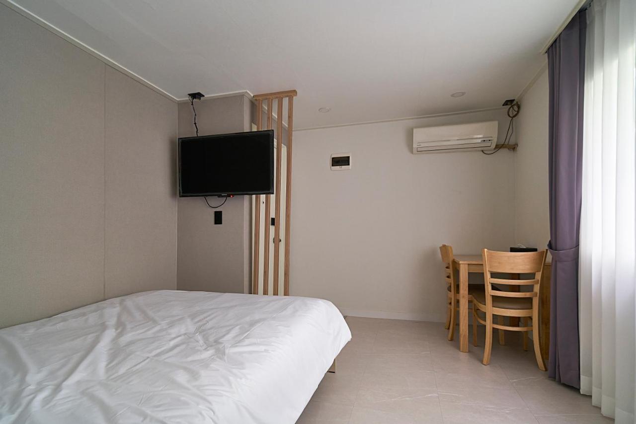Jinsim House In Hongdea * 首爾